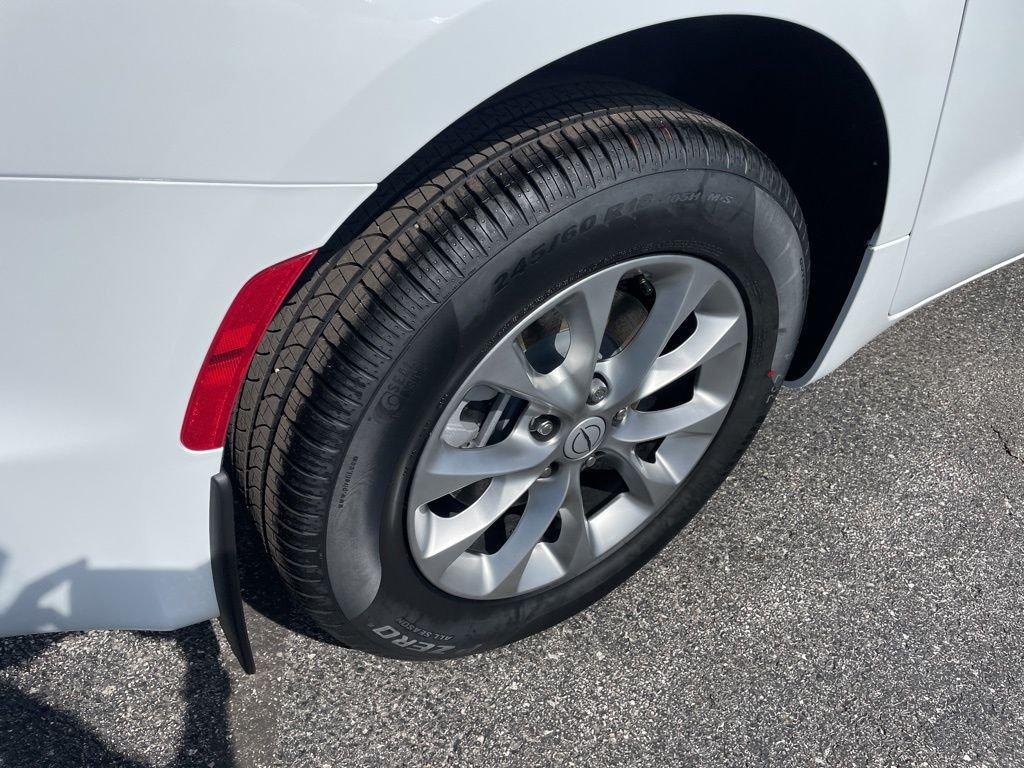 new 2026 Chrysler Pacifica car, priced at $48,616