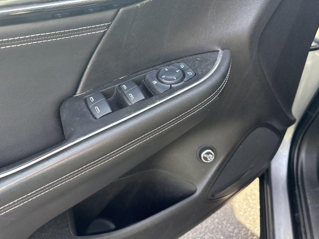 used 2022 Buick Envision car, priced at $22,468