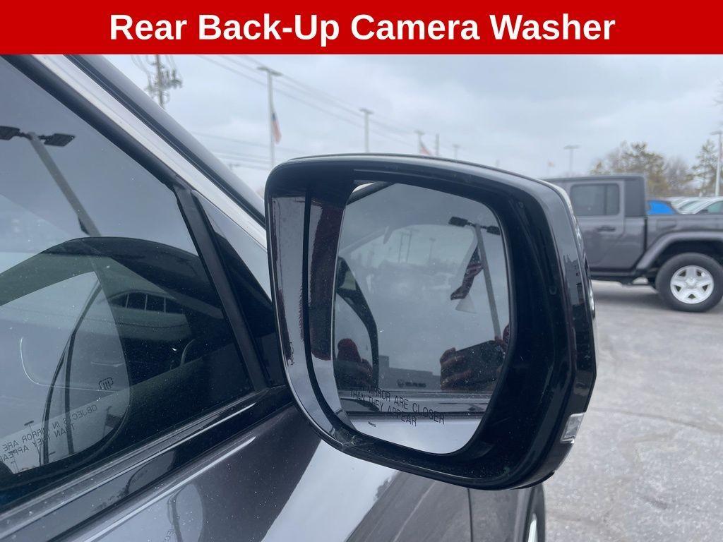 used 2023 Jeep Grand Cherokee car, priced at $28,998