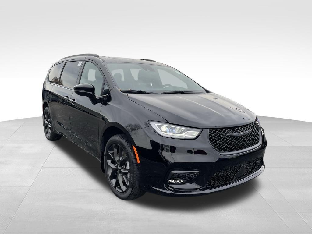 new 2026 Chrysler Pacifica car, priced at $57,500