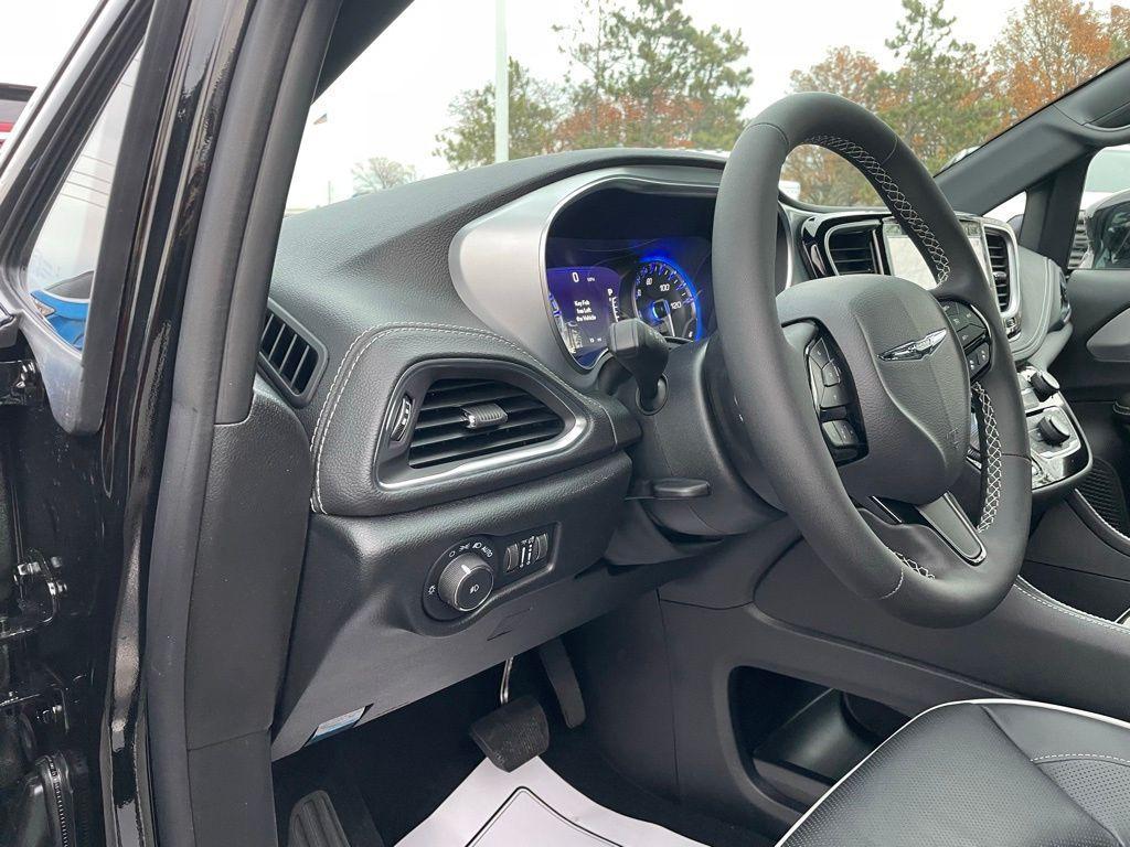 new 2026 Chrysler Pacifica car, priced at $57,500