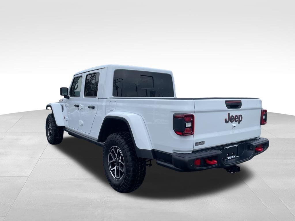 new 2026 Jeep Gladiator car, priced at $61,005