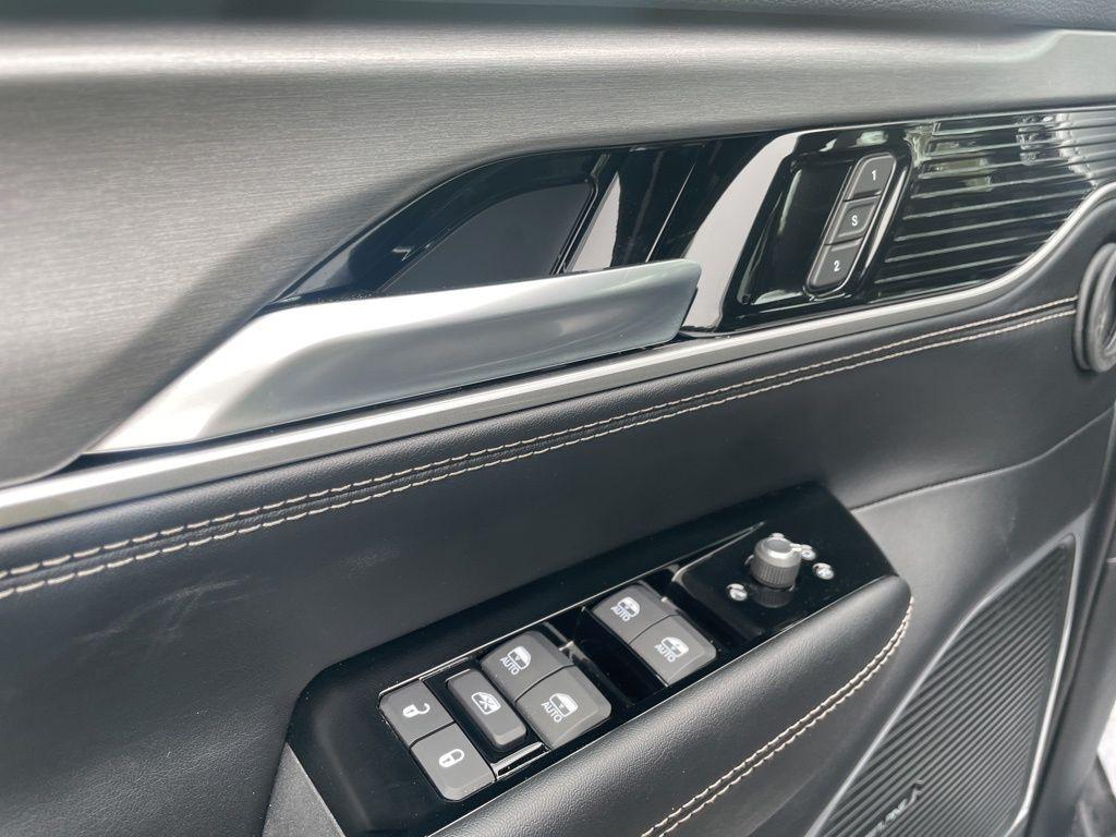 new 2026 Jeep Grand Wagoneer car, priced at $69,115