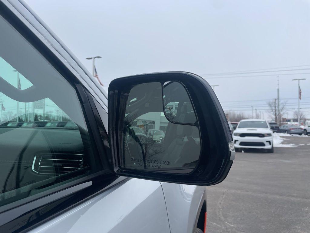 new 2026 Jeep Grand Wagoneer car, priced at $69,115