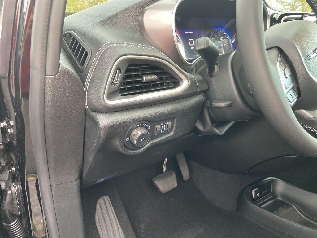 new 2026 Chrysler Pacifica car, priced at $47,839