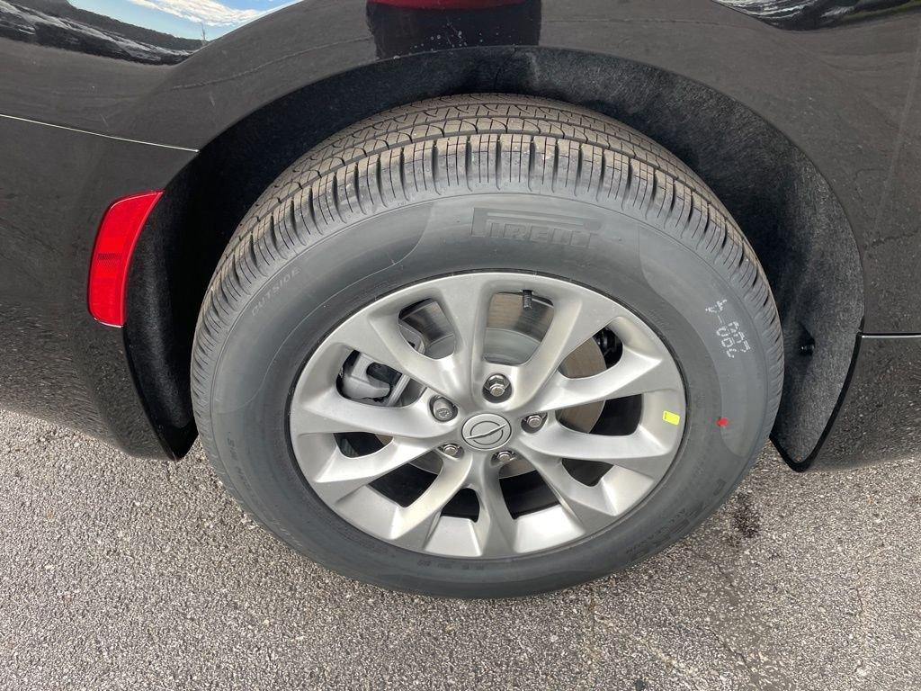 new 2026 Chrysler Pacifica car, priced at $47,839