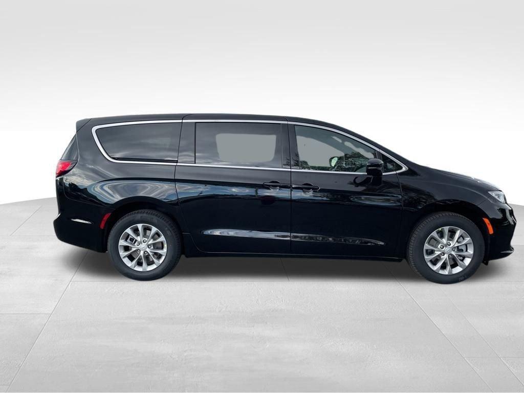 new 2026 Chrysler Pacifica car, priced at $47,839