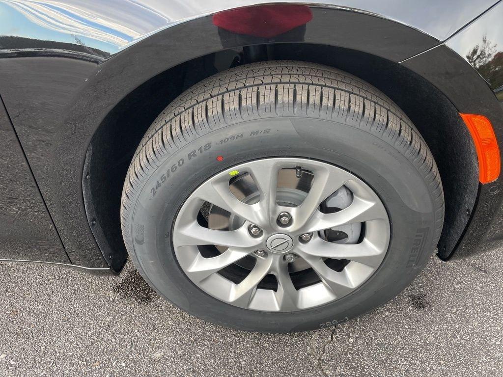 new 2026 Chrysler Pacifica car, priced at $47,839