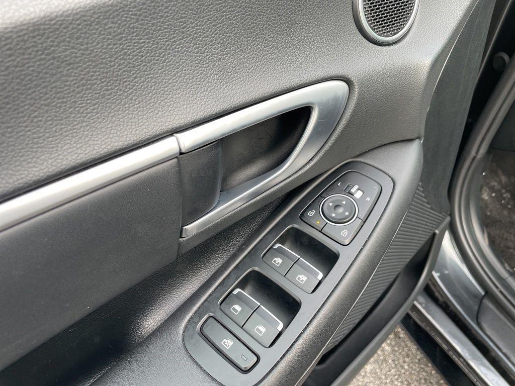 used 2024 Hyundai Sonata car, priced at $20,164