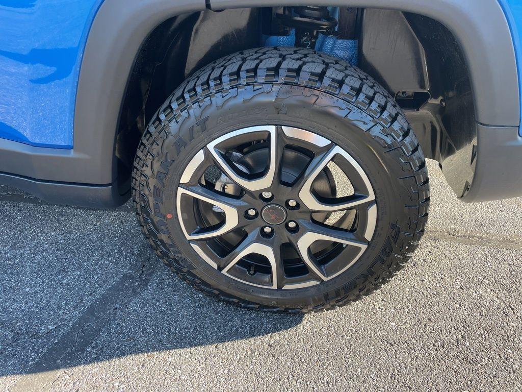 new 2026 Jeep Compass car, priced at $39,616