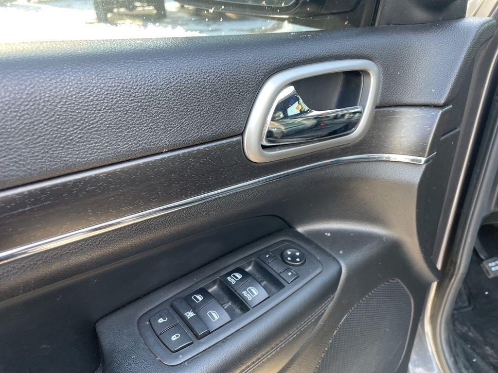 used 2018 Jeep Grand Cherokee car, priced at $16,057
