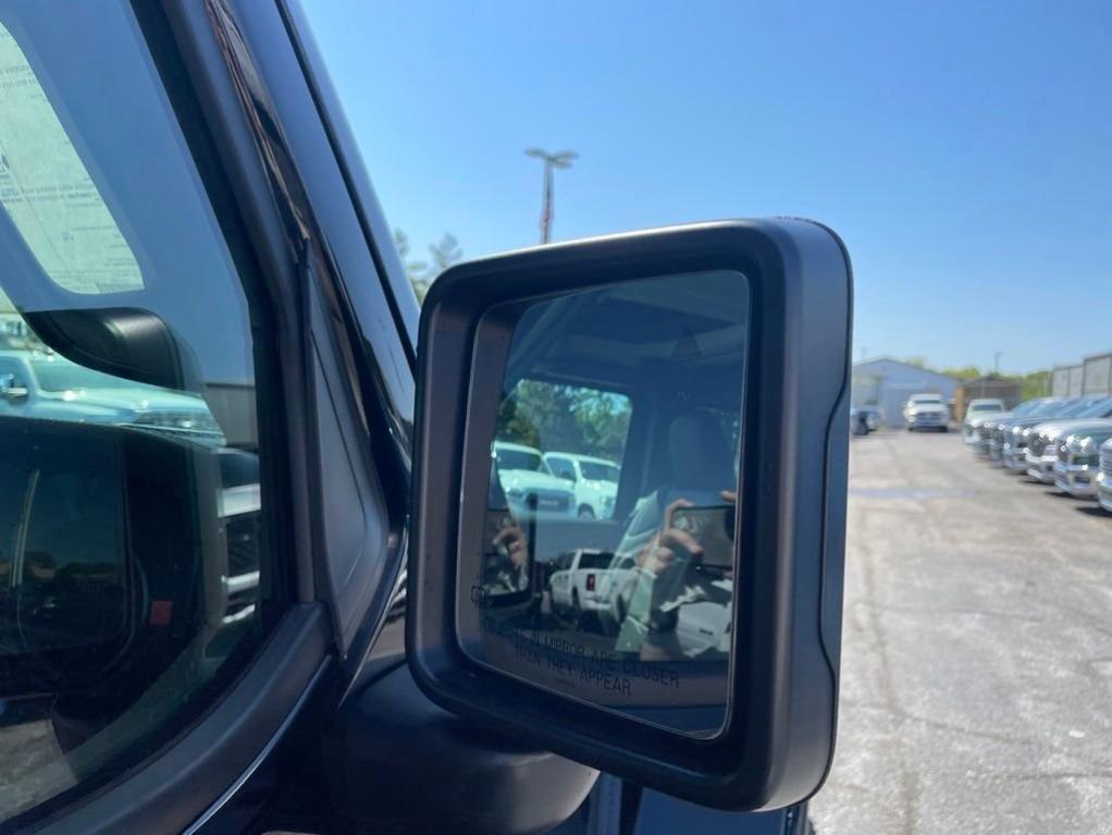 new 2026 Jeep Gladiator car, priced at $62,174