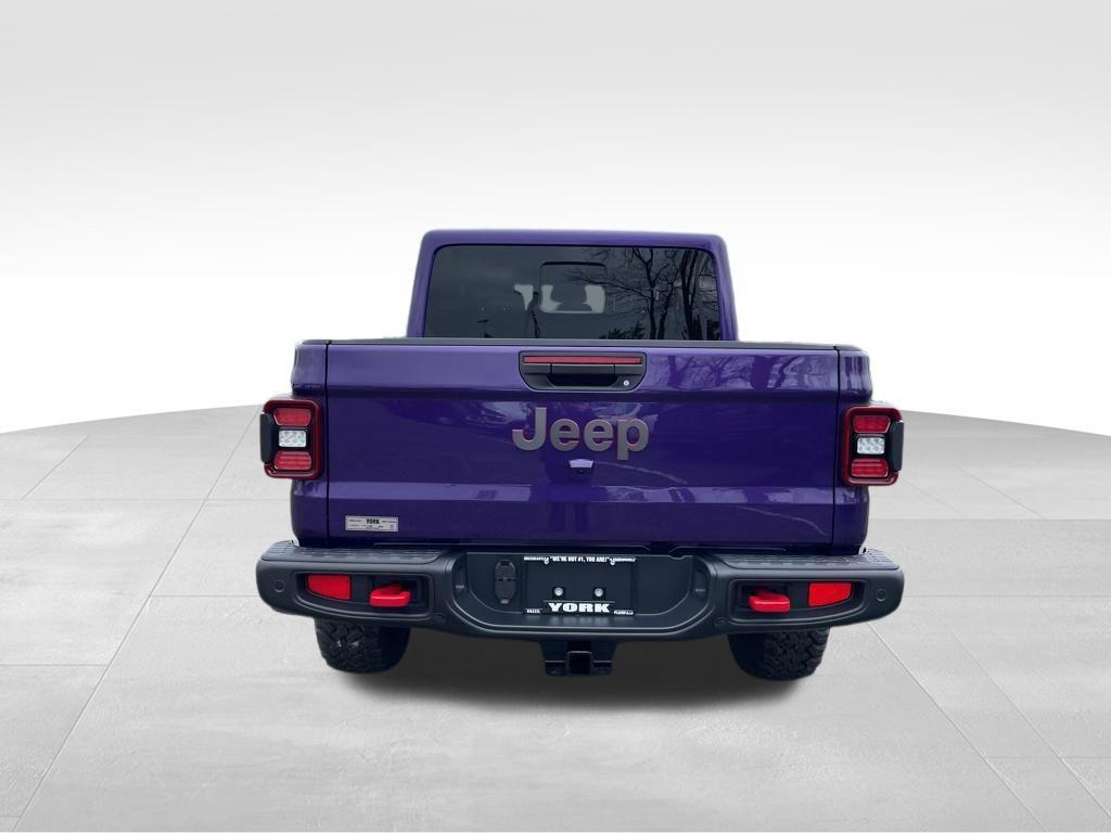 new 2026 Jeep Gladiator car, priced at $60,347