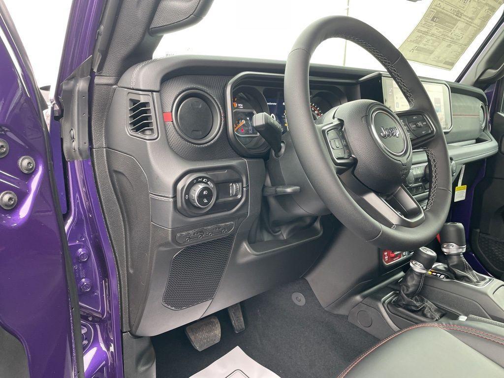 new 2026 Jeep Gladiator car, priced at $60,347