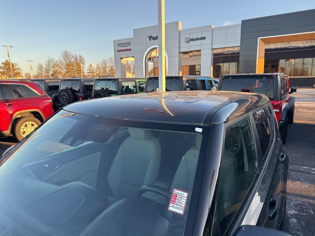 used 2021 Kia Soul car, priced at $12,983