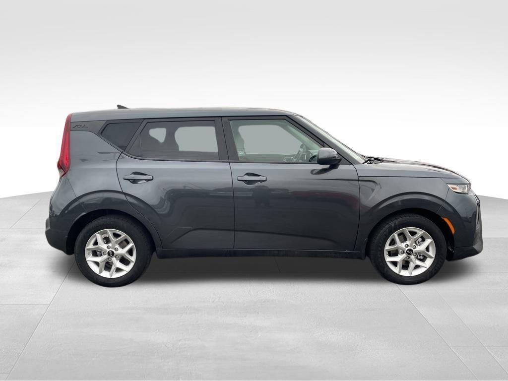 used 2021 Kia Soul car, priced at $12,489