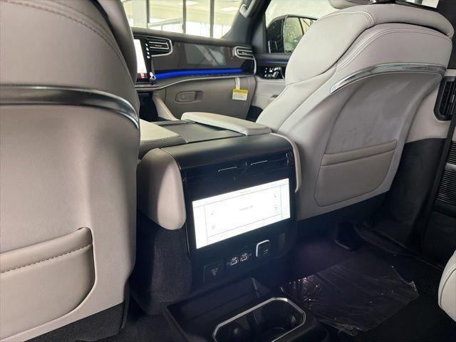 new 2026 Jeep Grand Wagoneer car, priced at $94,319