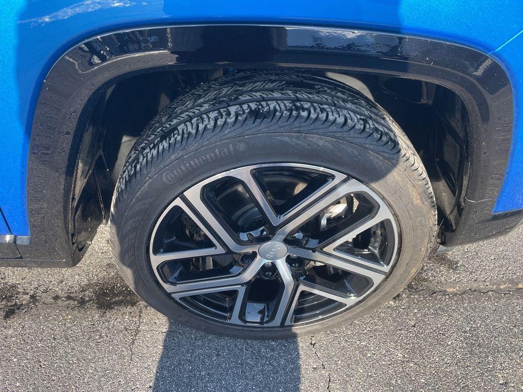 used 2024 Jeep Compass car, priced at $25,599