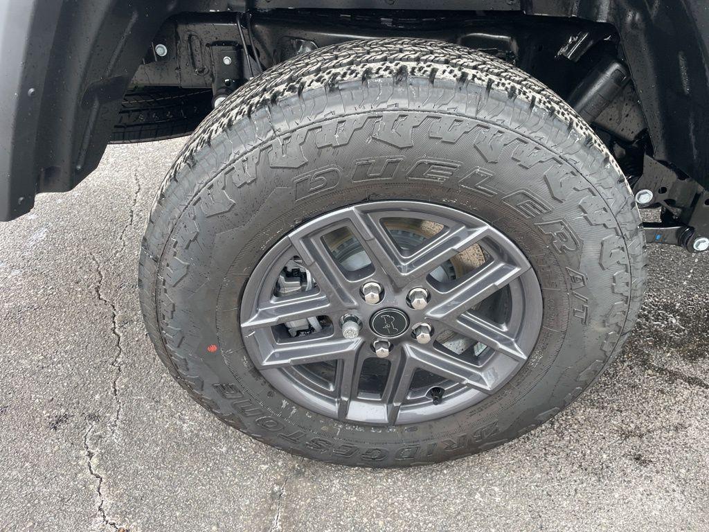 new 2026 Jeep Gladiator car, priced at $45,184