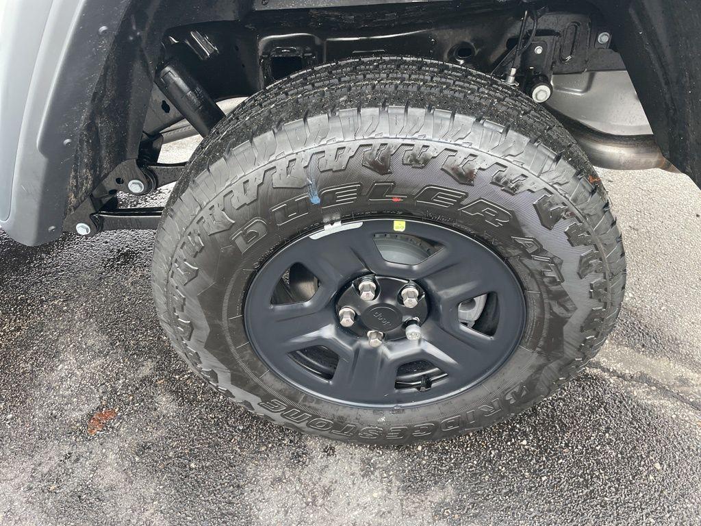 new 2026 Jeep Gladiator car, priced at $44,491