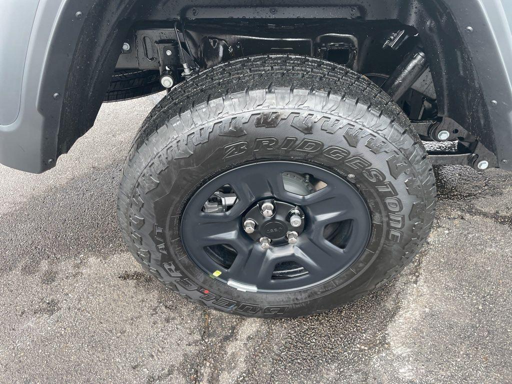 new 2026 Jeep Gladiator car, priced at $44,491