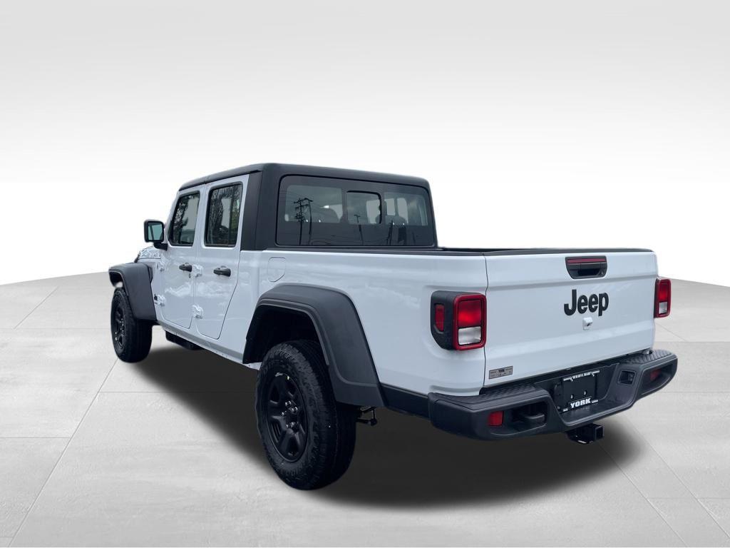 new 2026 Jeep Gladiator car, priced at $44,491