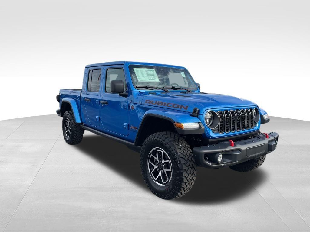 new 2026 Jeep Gladiator car, priced at $61,005