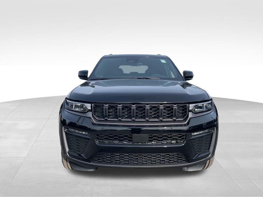 new 2026 Jeep Grand Cherokee car, priced at $46,581