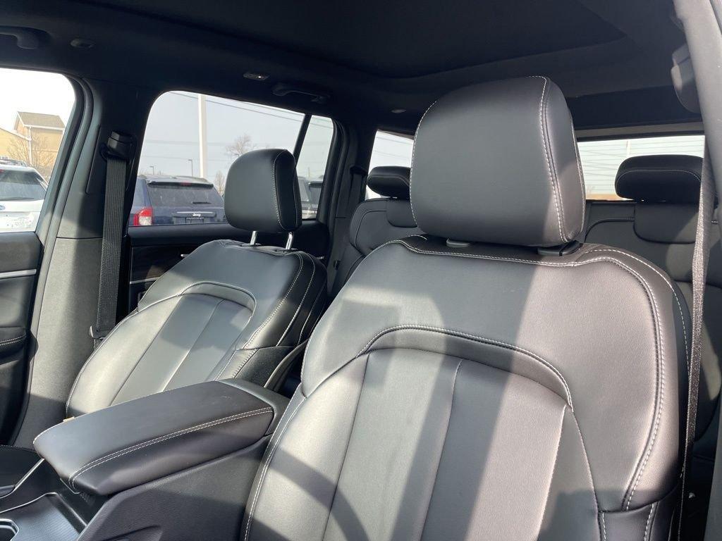 new 2026 Jeep Grand Cherokee car, priced at $46,581