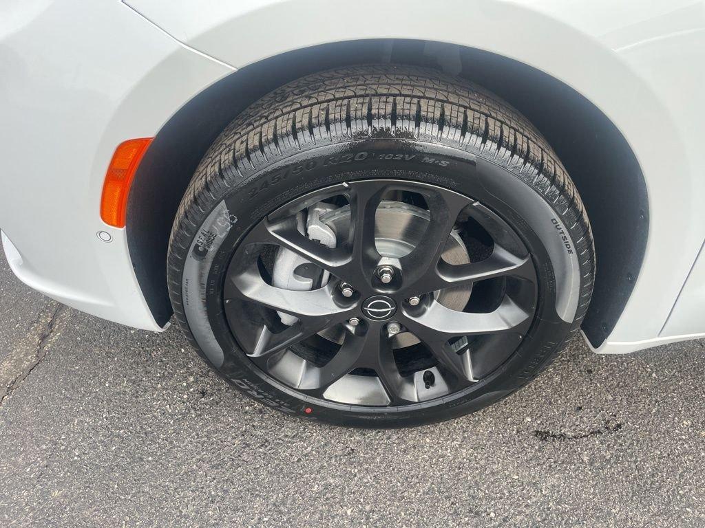 new 2026 Chrysler Pacifica car, priced at $56,863