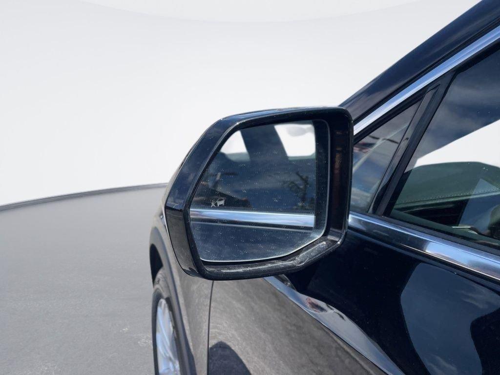 used 2023 Cadillac XT4 car, priced at $23,019