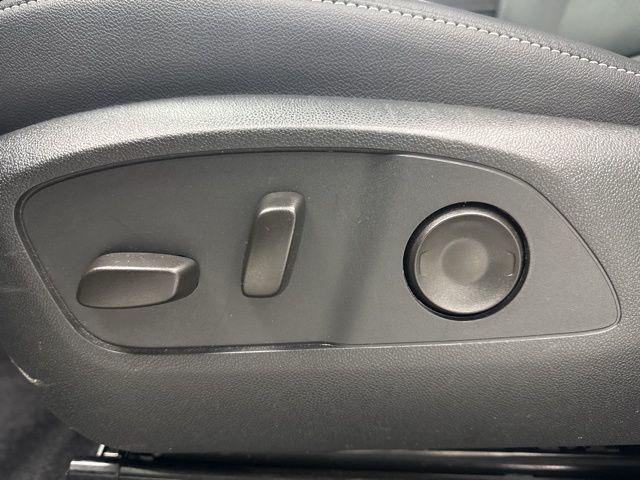used 2026 Chevrolet Traverse car, priced at $43,988