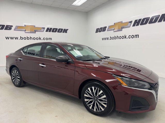 used 2025 Nissan Altima car, priced at $21,988