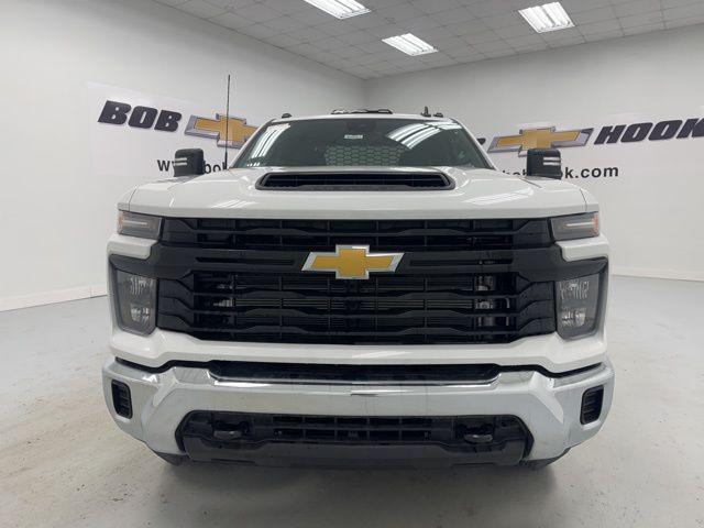 new 2025 Chevrolet Silverado 3500 car, priced at $57,633
