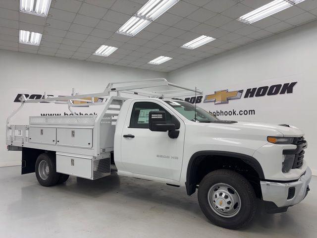 new 2025 Chevrolet Silverado 3500 car, priced at $48,565