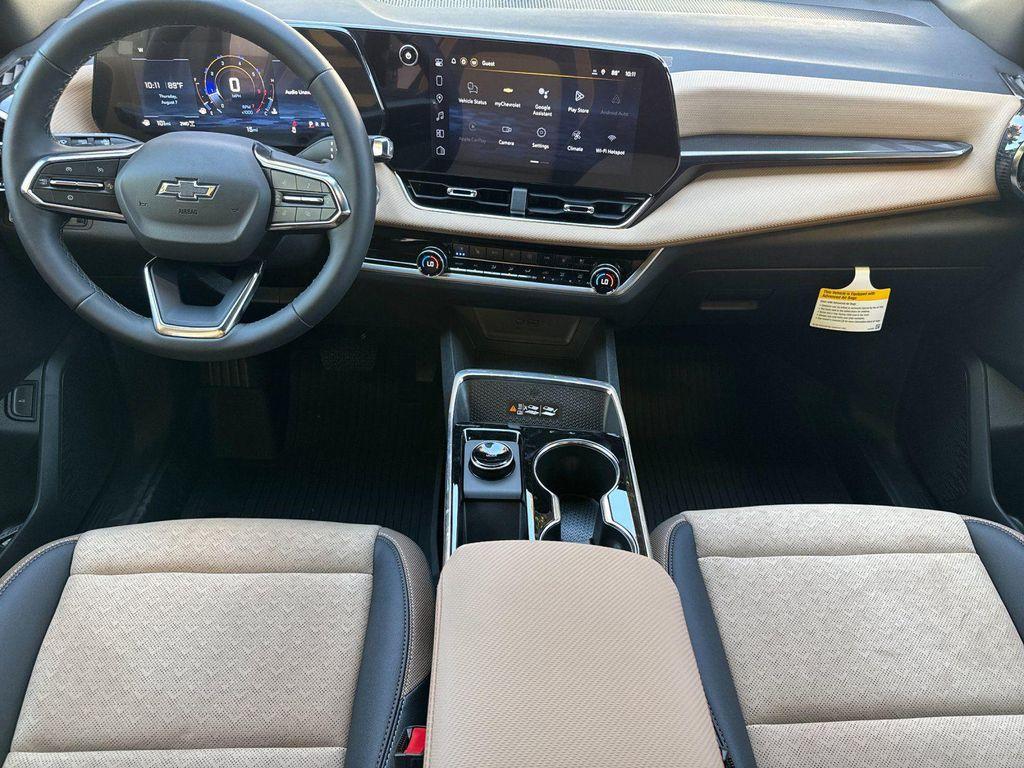 new 2026 Chevrolet Equinox car, priced at $36,423