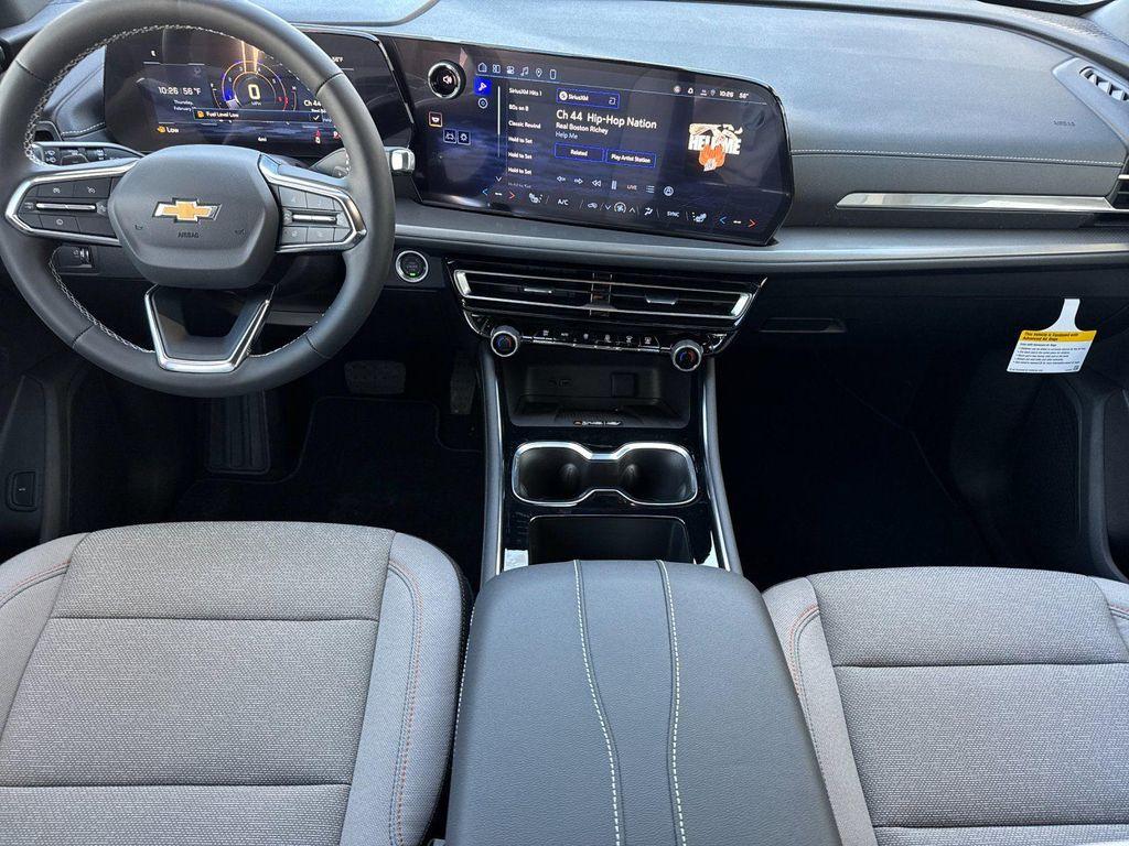 new 2026 Chevrolet Traverse car, priced at $47,659