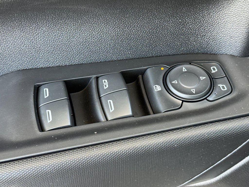 new 2025 GMC Sierra 1500 car, priced at $38,150