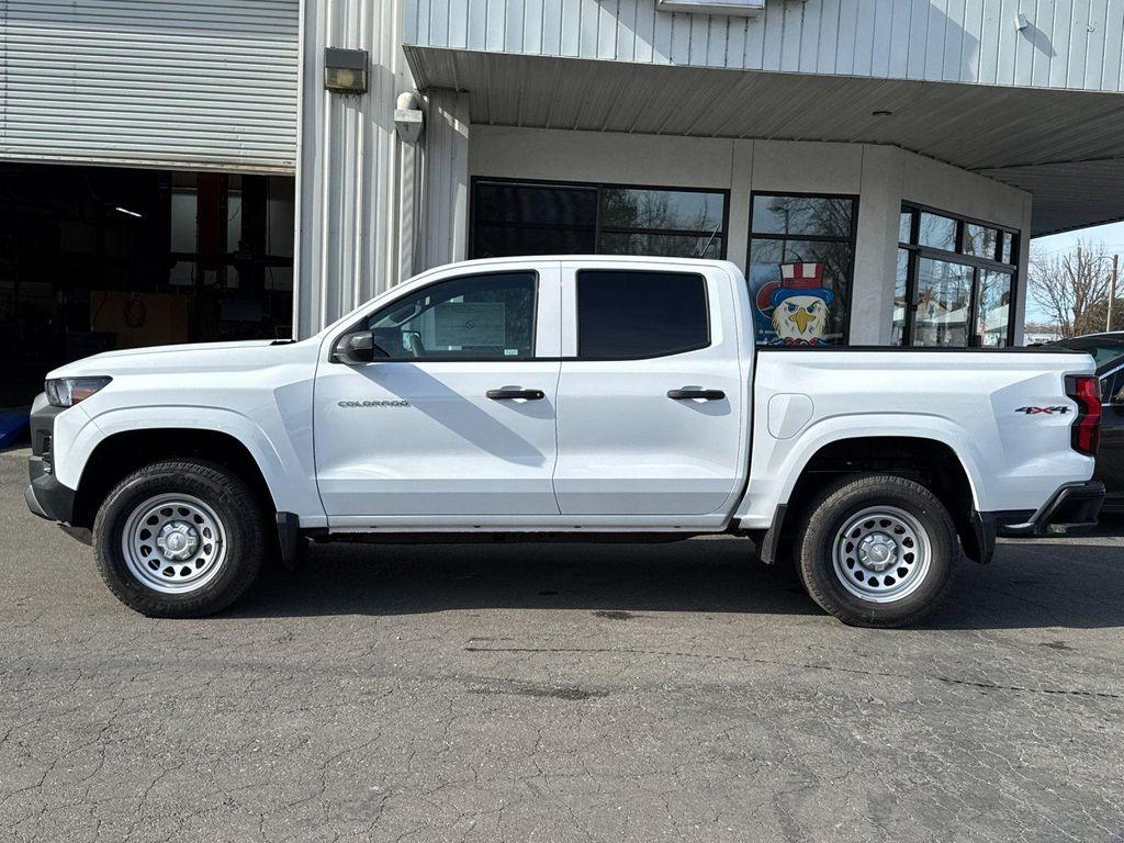 new 2026 Chevrolet Colorado car, priced at $39,433