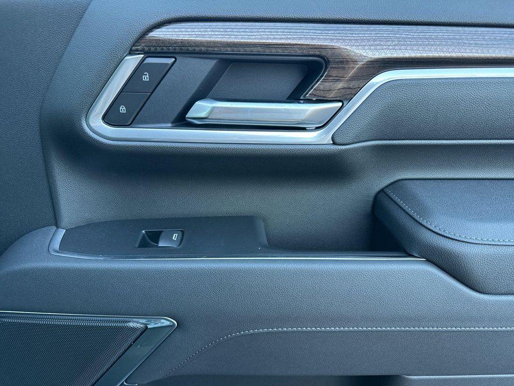 new 2026 Chevrolet Silverado 2500 car, priced at $77,990