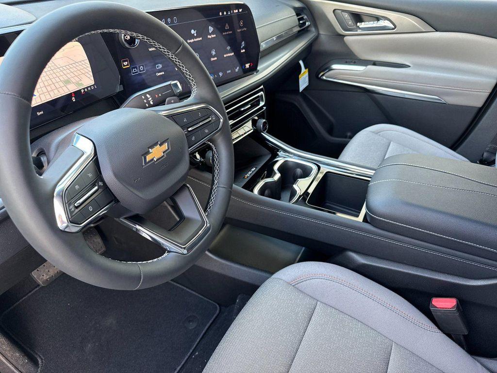 new 2026 Chevrolet Traverse car, priced at $45,713