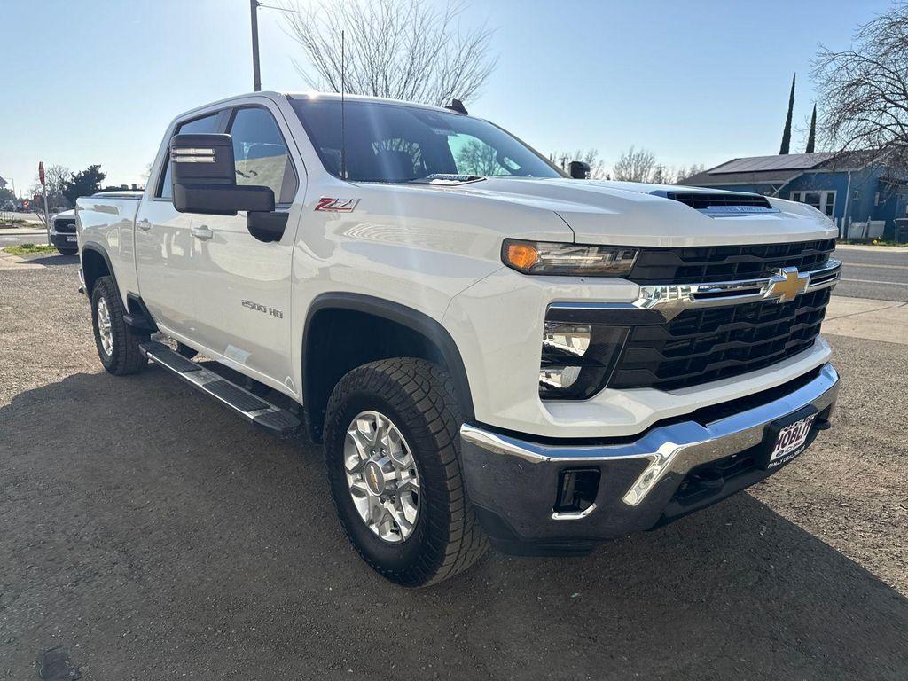 used 2024 Chevrolet Silverado 2500 car, priced at $44,000