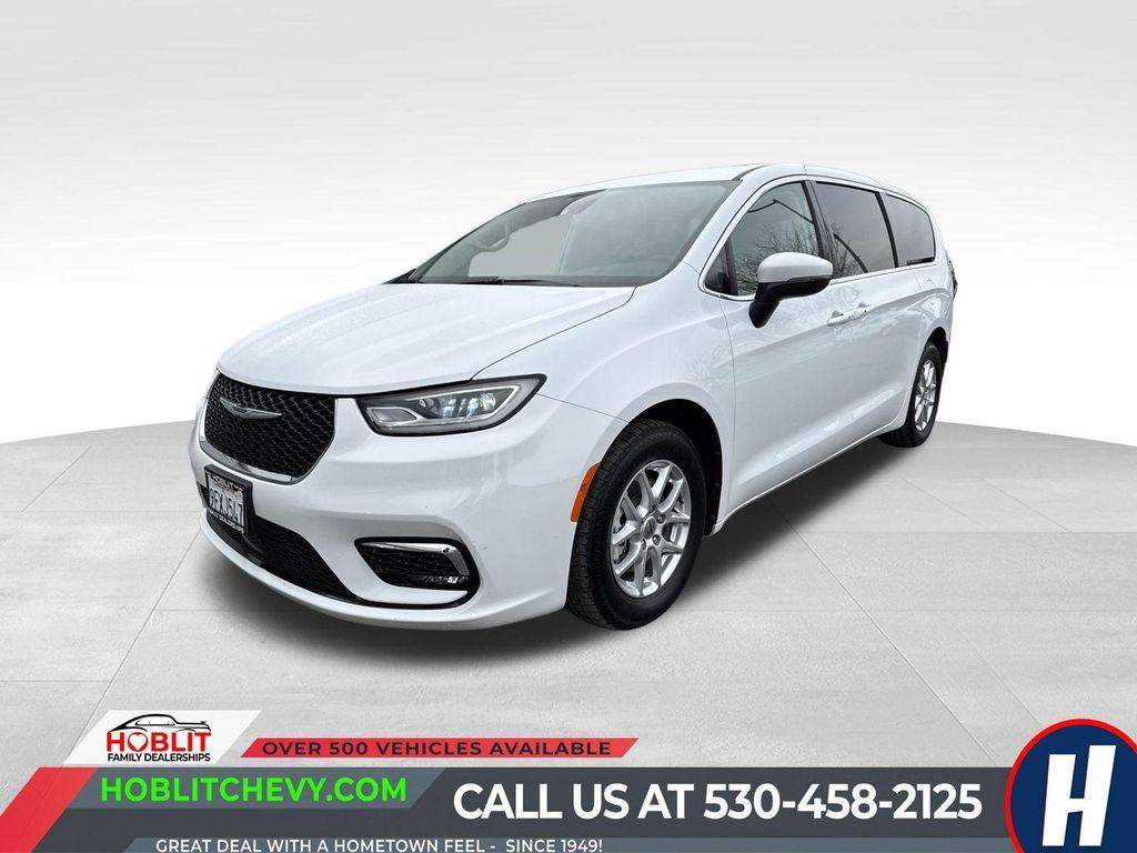 used 2023 Chrysler Pacifica car, priced at $21,800