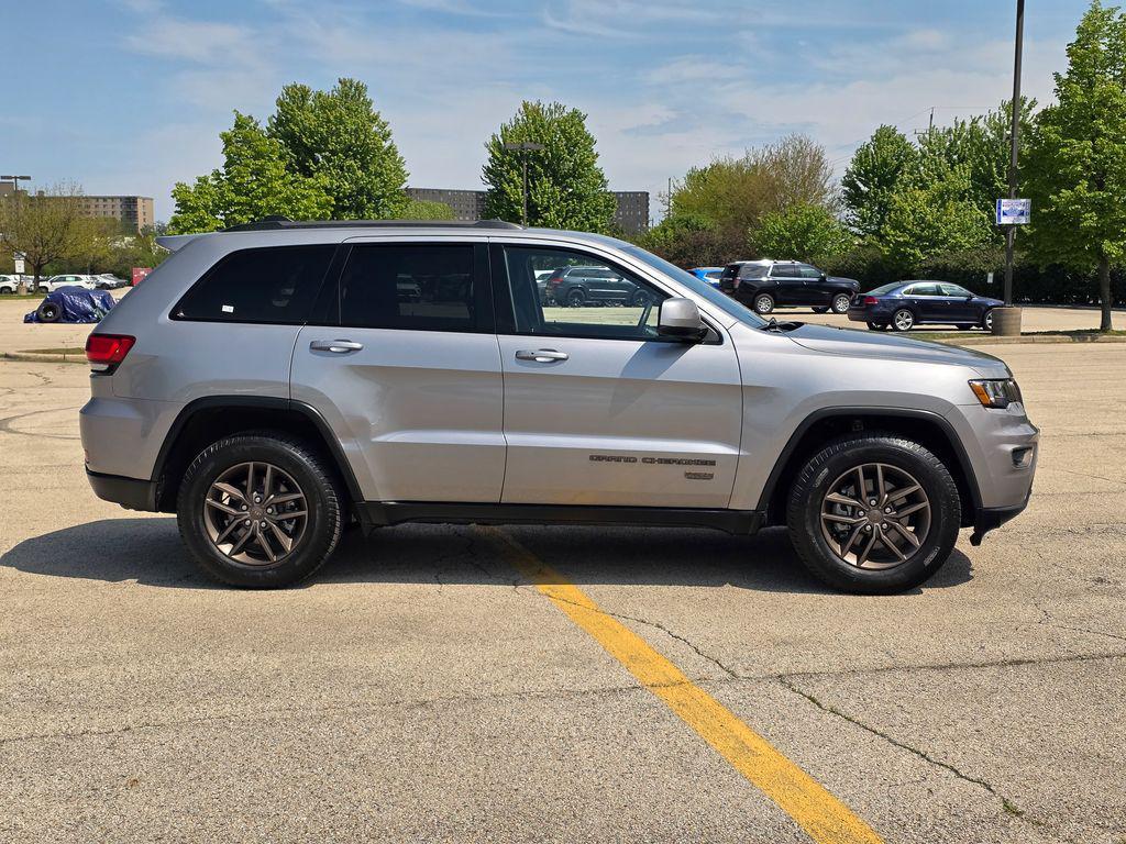 used 2016 Jeep Grand Cherokee car, priced at $14,995