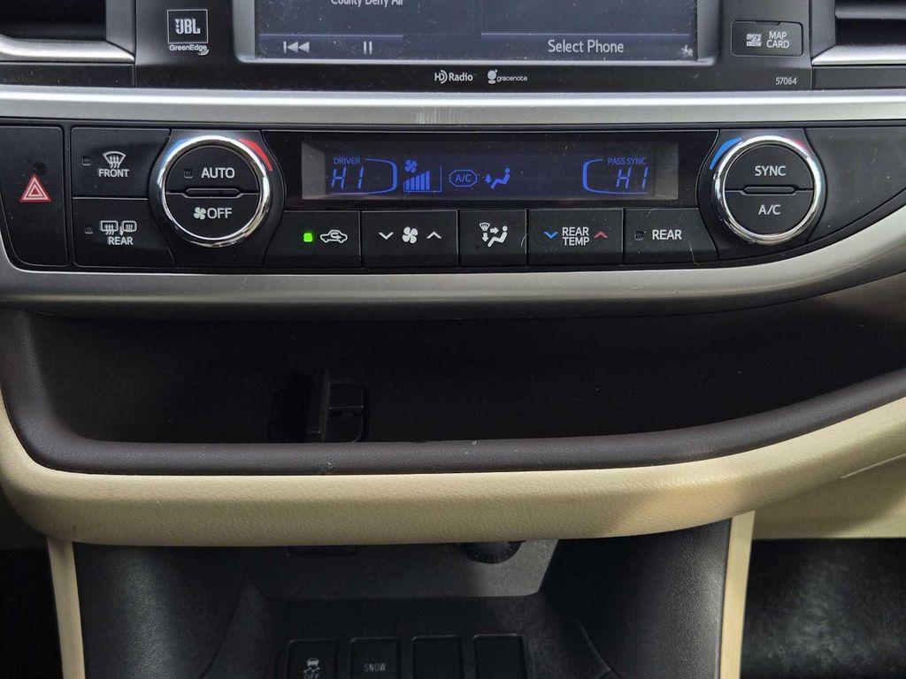 used 2014 Toyota Highlander car, priced at $22,488