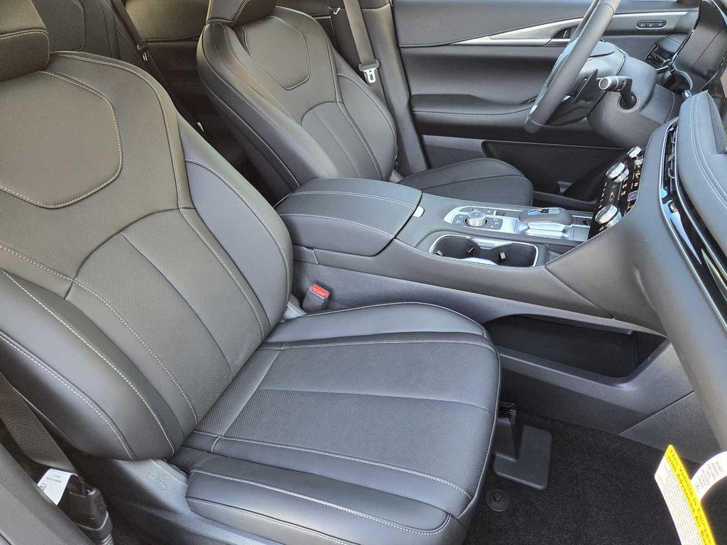 new 2026 INFINITI QX60 car, priced at $60,070