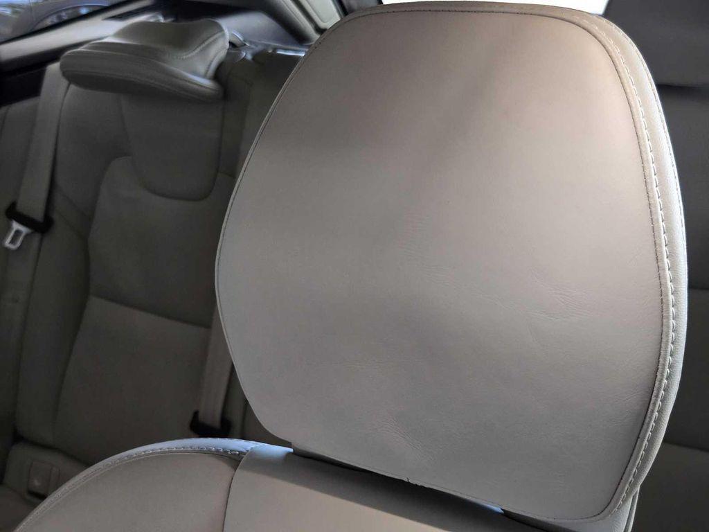 used 2022 Volvo XC60 car, priced at $24,988