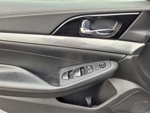 used 2021 Nissan Maxima car, priced at $16,999