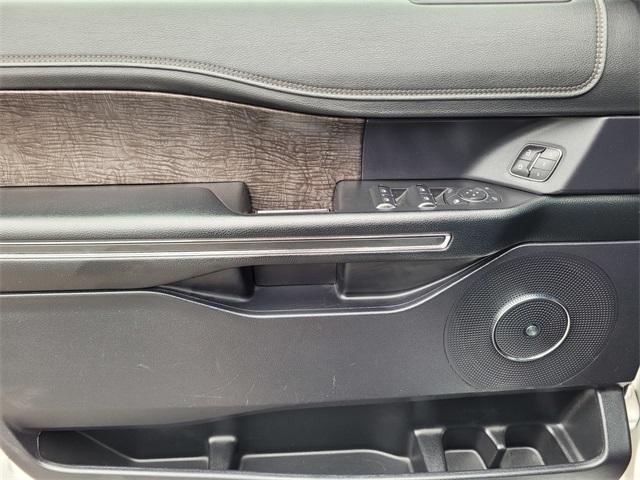 used 2021 Ford Expedition car, priced at $36,259