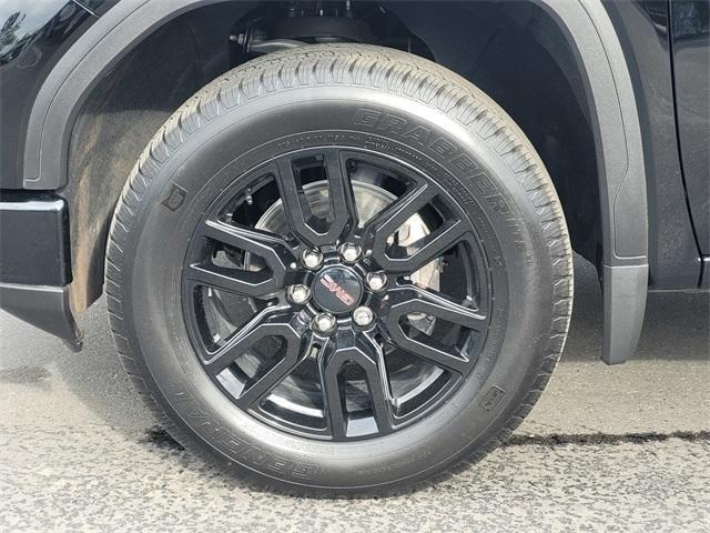 used 2025 GMC Sierra 1500 car, priced at $41,880